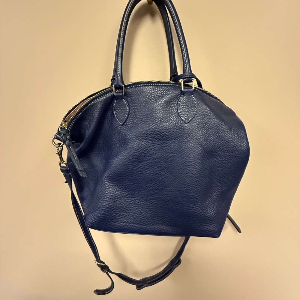 Dooney and Bourke Elegant Navy Blue shoulder work bag with crossbody - Picture 2 of 10